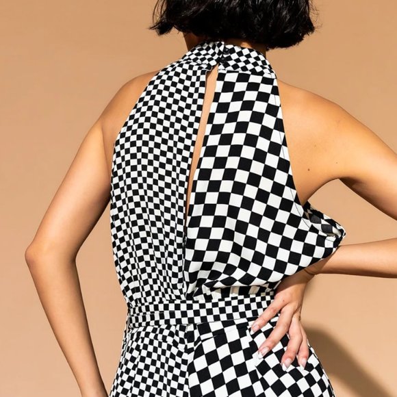 She’s Everything Checkered Jumpsuit NWT (size large) - Picture 6 of 12